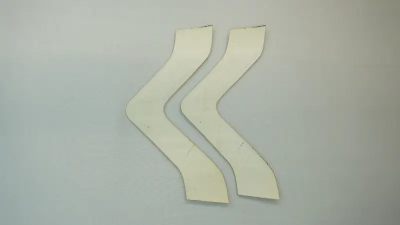 C-33 (8)